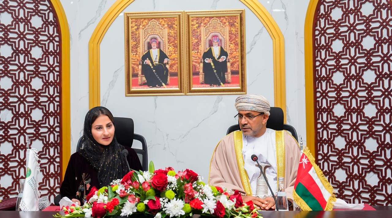 Omani Ministry of Agricultural Wealth and the International Dates Council Discuss Areas of Cooperation